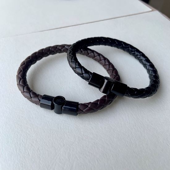 Picture of Leather Texture Bracelet Men