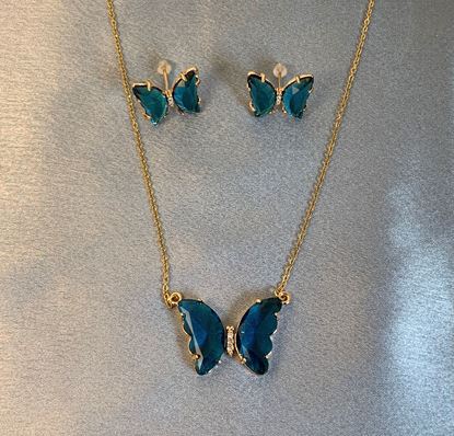 Picture of Butterfly earring and necklace set