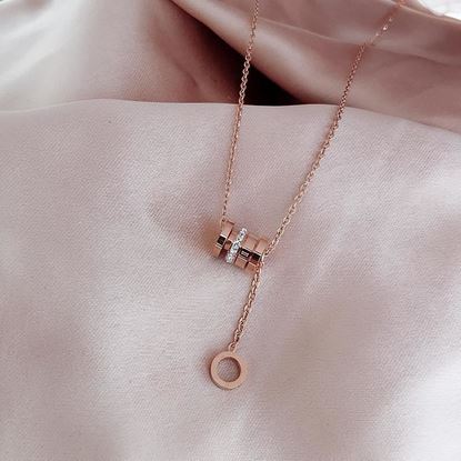 Picture of drum necklace crystal  rose gold